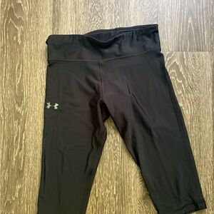 Under Armour Dark Leggings Size Small